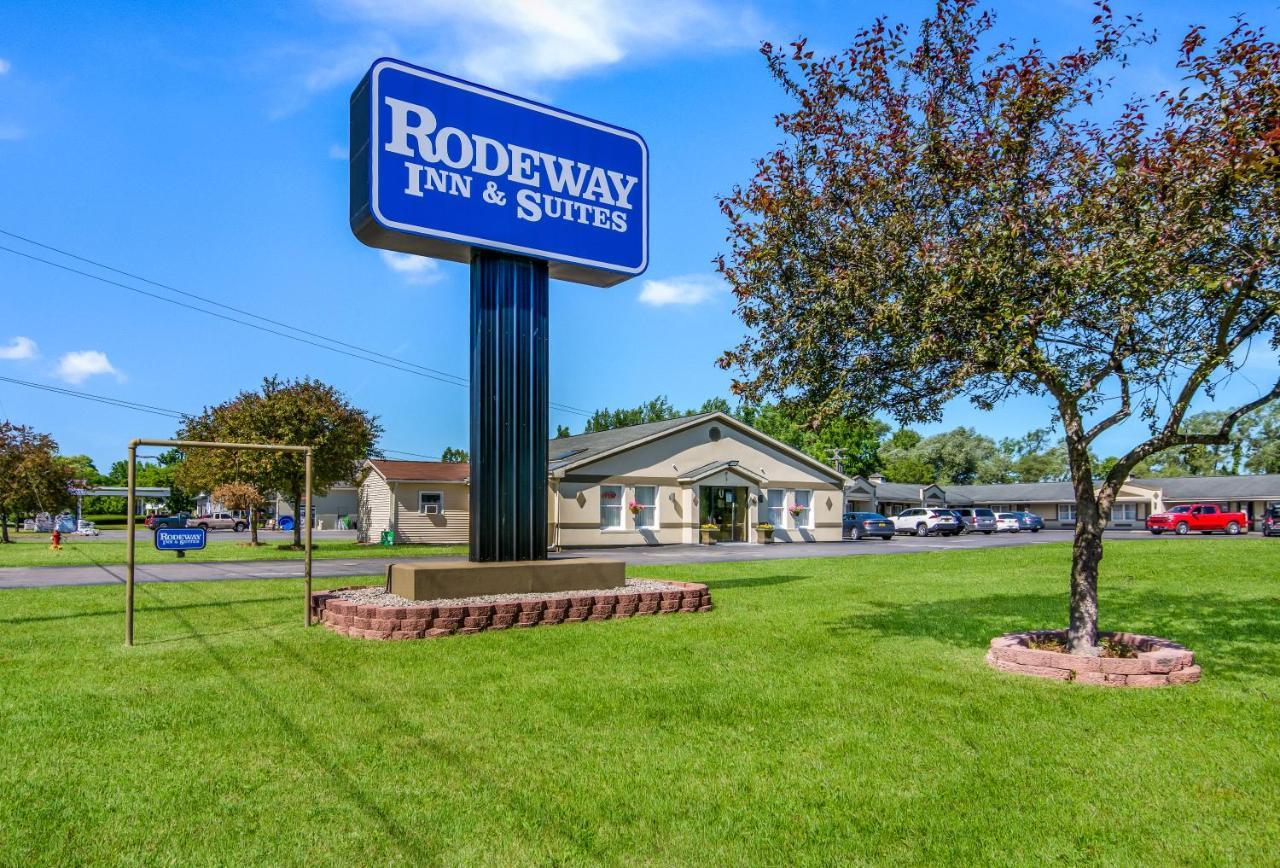 Rodeway Inn & Suites Weedsport Ny Exterior foto